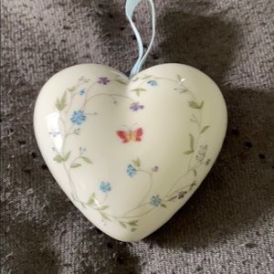 Vintage Porcelain potpourri holder